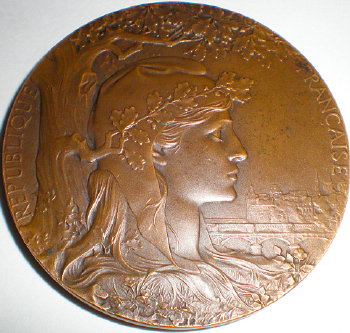 Bronze medal from 1900 Universal Expo in Paris France