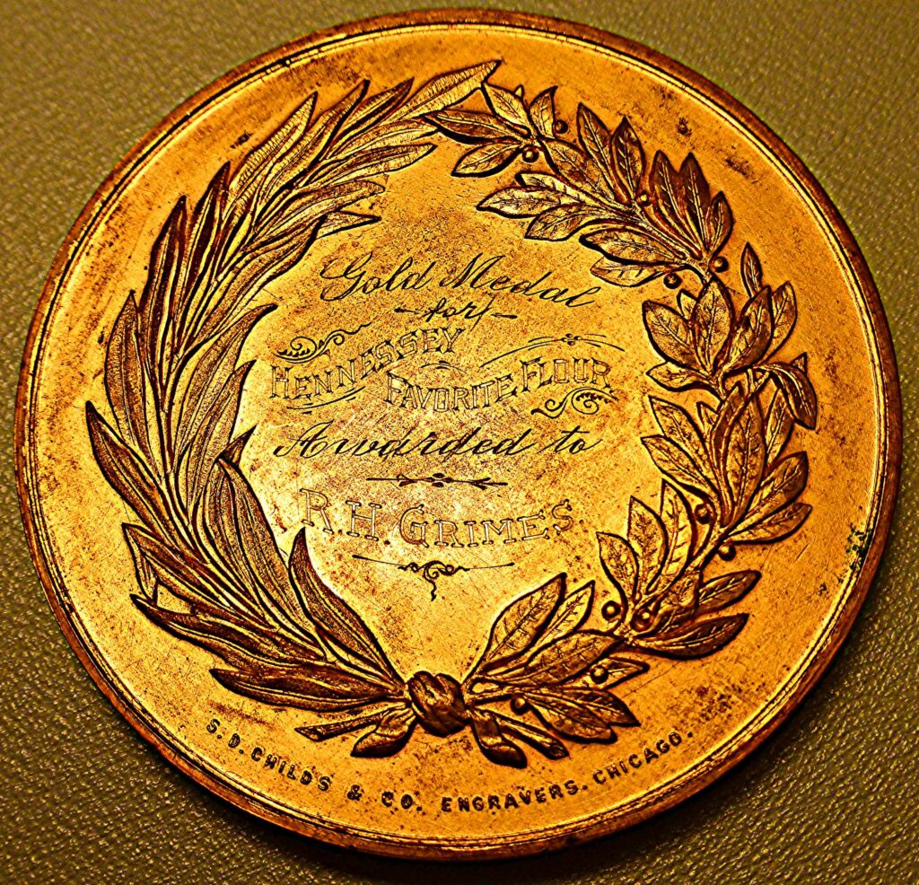 Gold award medal 1898 exposition