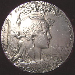 silver medal 1900 UNIVERSAL EXPOSITION Paris, France